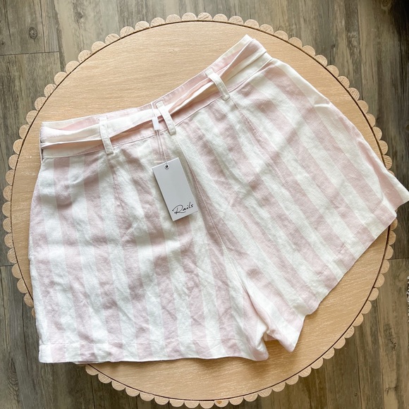 NWT Rails Katy Short in Petal Stripe - Picture 3 of 5